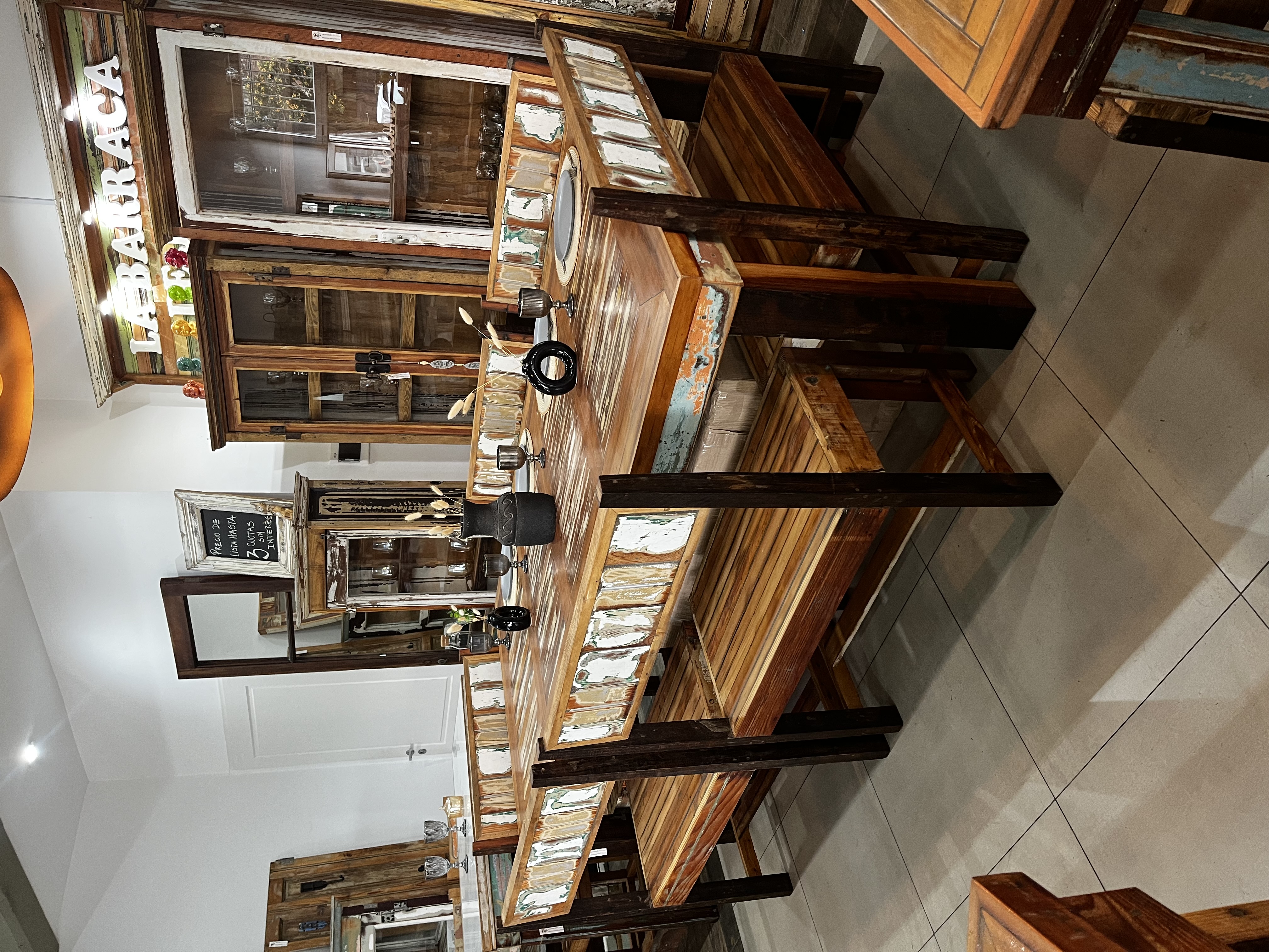 Mueble artesanal de La Barraca De Juan 1