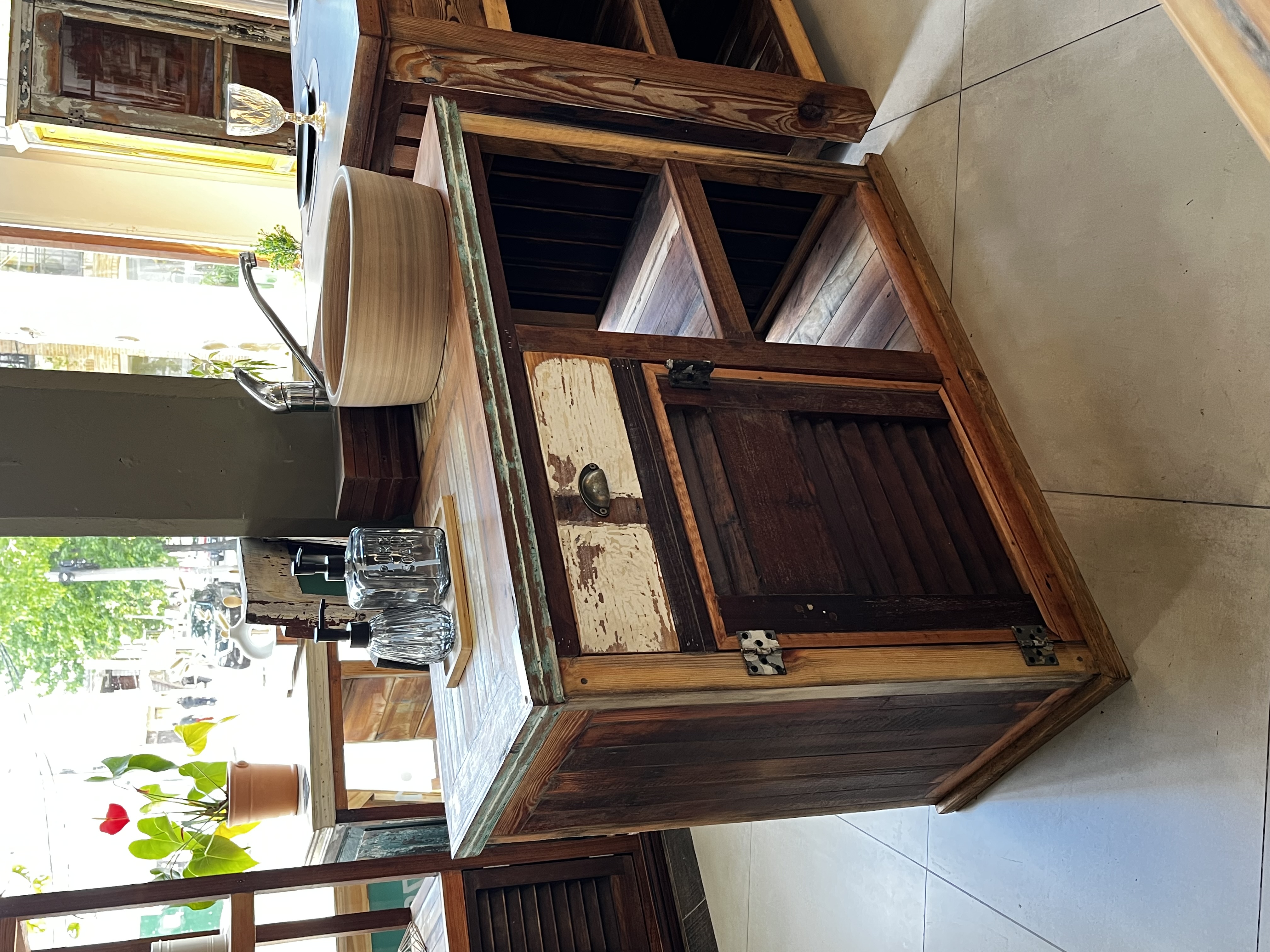 Mueble artesanal de La Barraca De Juan 1